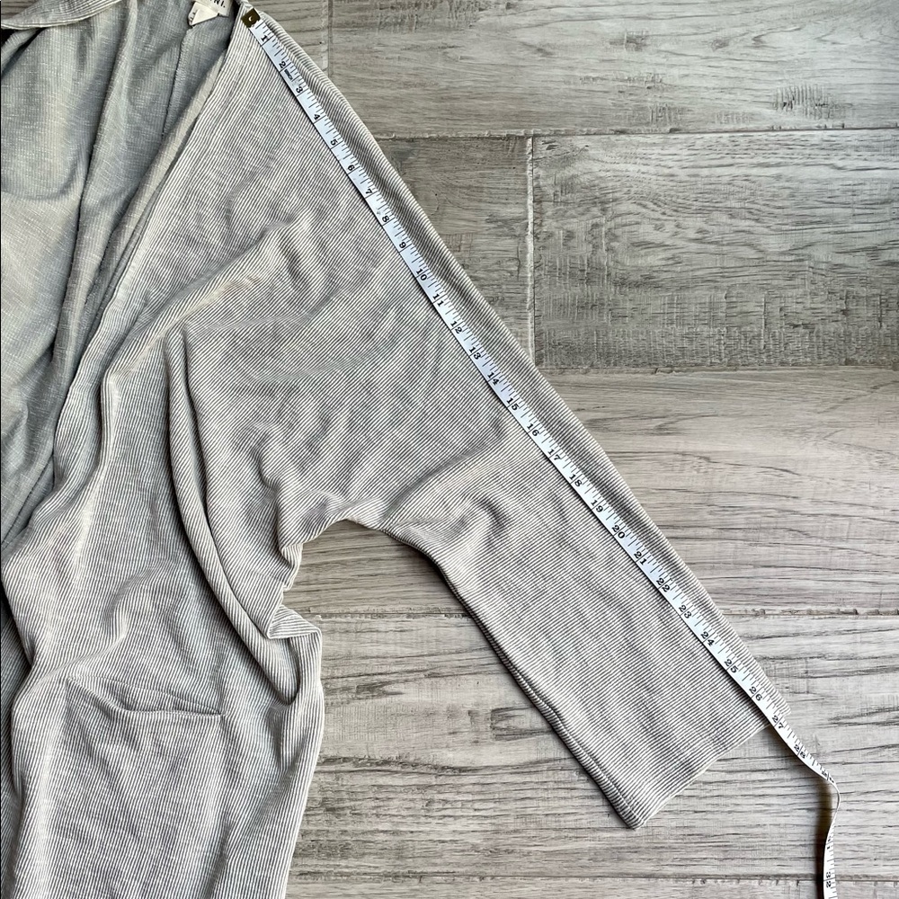 DONNI. Ribbed Sweater Coat Open Front Stretchy Ribbed Pockets Tan/Sand Color O/S - Picture 13 of 15